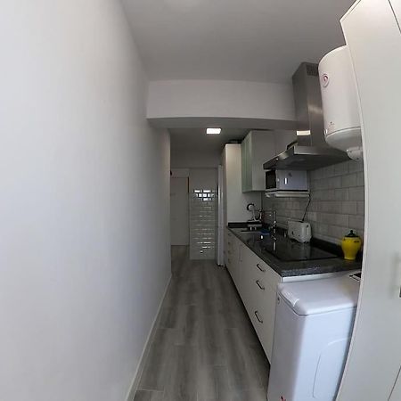 Roch - Stylish Apartment Near Metro Sevilla Exterior foto